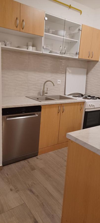 Apartment Sunny Place Pula Bagian luar foto