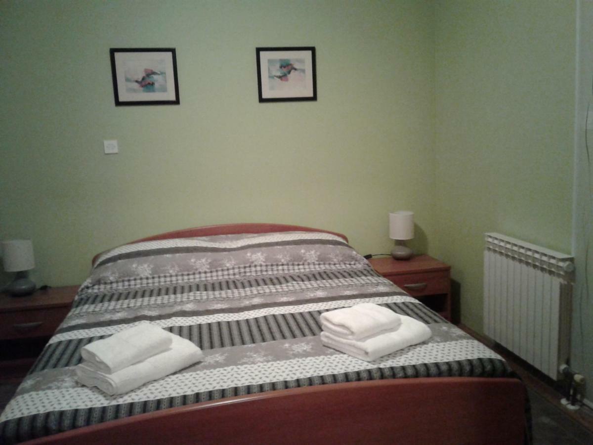 Apartment Sunny Place Pula Bagian luar foto